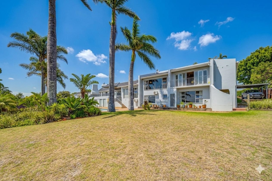 5 Bedroom Property for Sale in Beacon Bay Eastern Cape